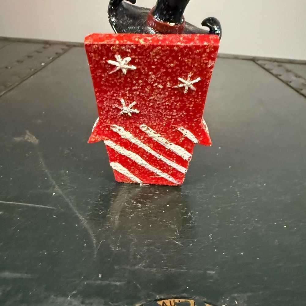 Holiday Time Snowman In A Present Tree Christmas Resin - Picture 3 of 4